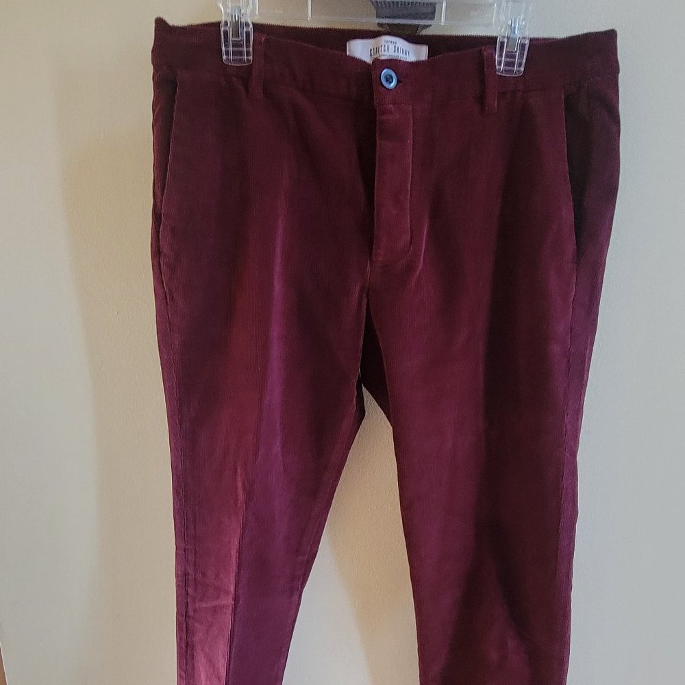 Like New Burgundy Topman Stretch Skinny Corduroy pants.